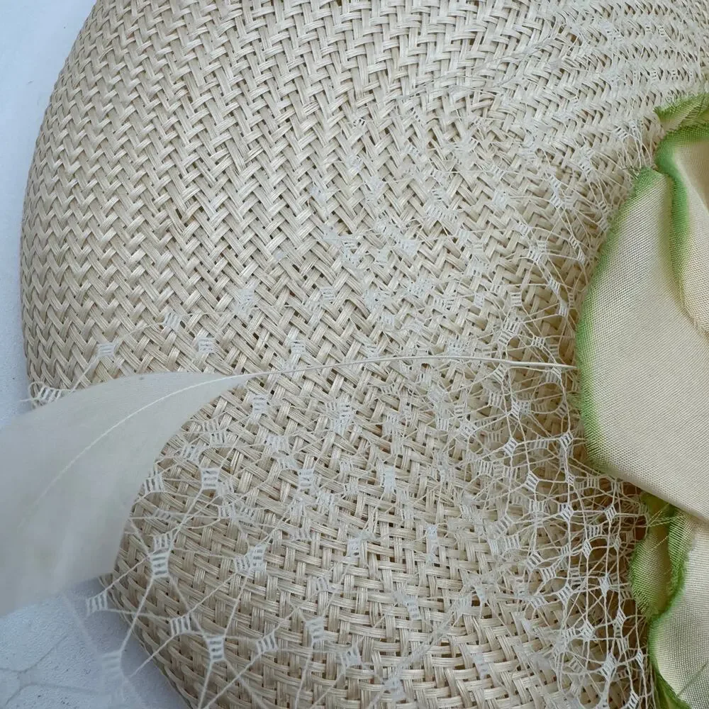 Vtg Beige Hat with Flower Green Tips, Feathers, and Veil Netting Plaza Suite NY - Picture 7 of 8